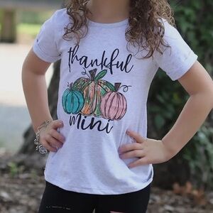 Thankful Mini Multicolored Pumpkin Heather Gray Short Sleeve T-shirt
